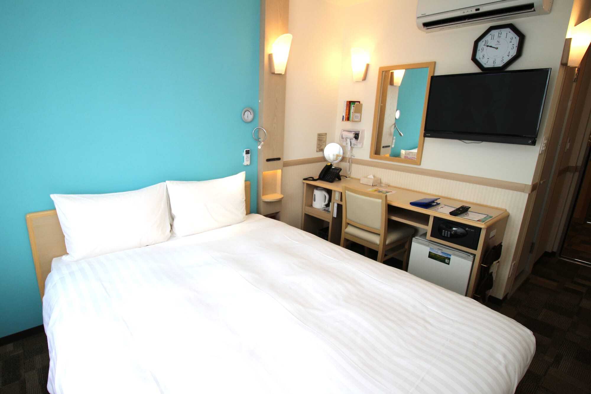 Toyoko Inn Osaka Kyobashi Sakuranomiya Bagian luar foto